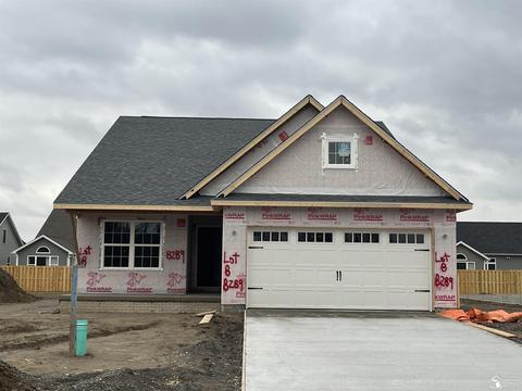 8293 Grande Lk, Temperance, MI 48182