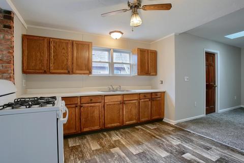9530 Estergreen, Algonac, MI 48001 photo 3