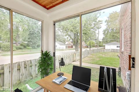 1466 Hampton, Grosse Pointe Woods, MI 48236 photo 11