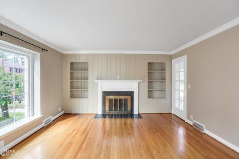 1466 Hampton, Grosse Pointe Woods, MI 48236 photo 9