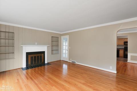1466 Hampton, Grosse Pointe Woods, MI 48236 photo 10