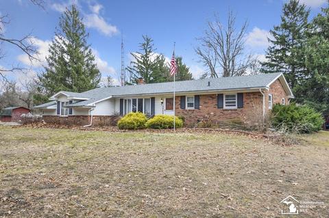 3993 St Anthony, Temperance, MI 48182 photo 1