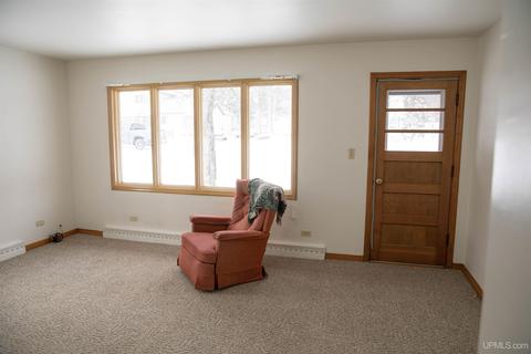 130 Seilo, Ishpeming, MI 49849 photo 8