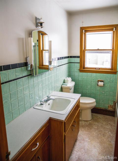 130 Seilo, Ishpeming, MI 49849 photo 10