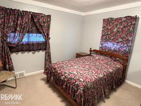 19095 Ash Ave, Eastpointe, MI 48021 photo 8