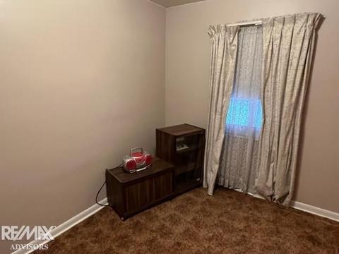 19095 Ash Ave, Eastpointe, MI 48021 photo 6