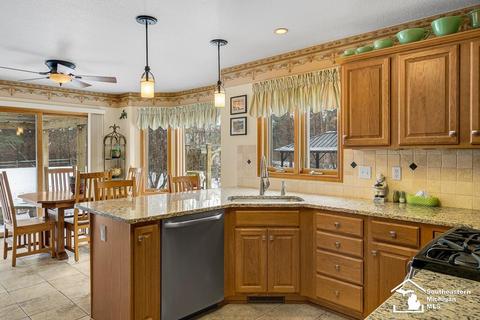 12006 Douglas, Temperance, MI 48182 photo 21