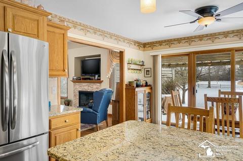 12006 Douglas, Temperance, MI 48182 photo 24