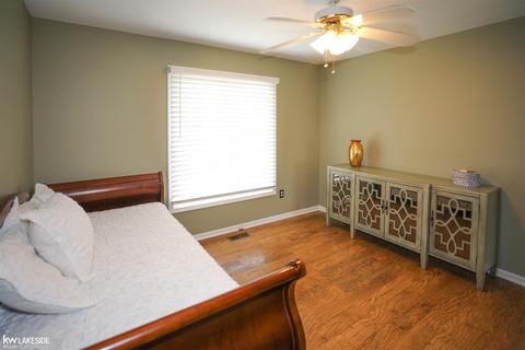 48311 Farah Dr, Macomb, MI 48044 photo 23