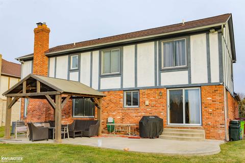 48311 Farah Dr, Macomb, MI 48044 photo 40
