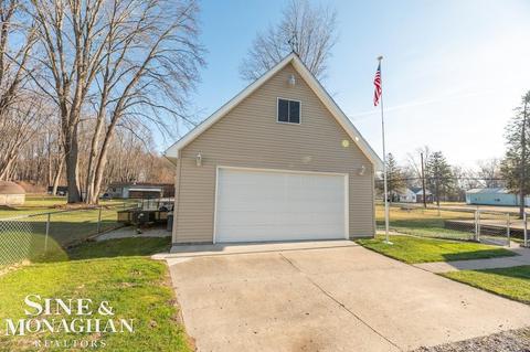 4160 Fruit St, Algonac, MI 48001 photo 4