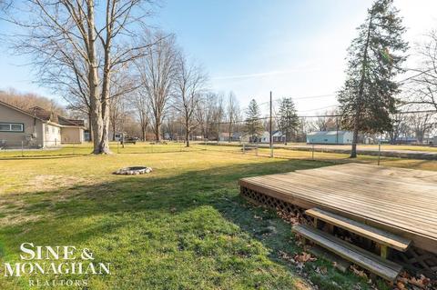 4160 Fruit St, Algonac, MI 48001 photo 9