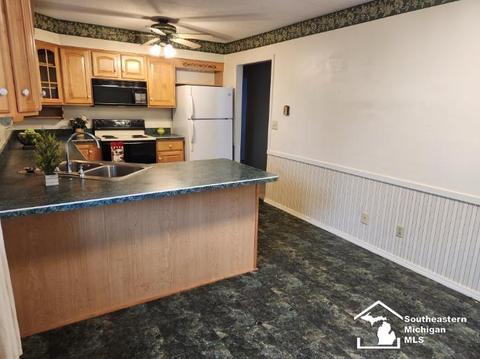 526 Maple, Monroe, MI 48162 photo 3