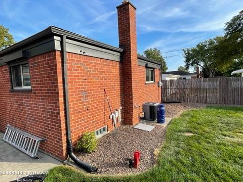 31709 Fairfield, Warren, MI 48088 photo 4