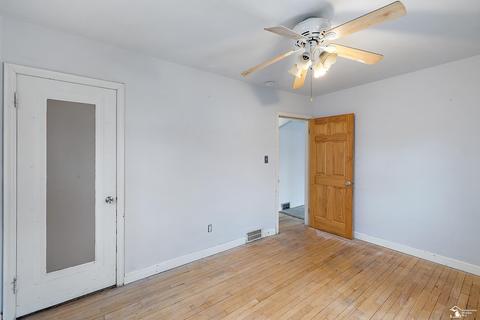 7500 Weddel, Taylor, MI 48180 photo 9