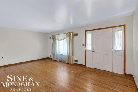 32244 Henry Ruff Rd, Romulus, MI 48174 photo 3