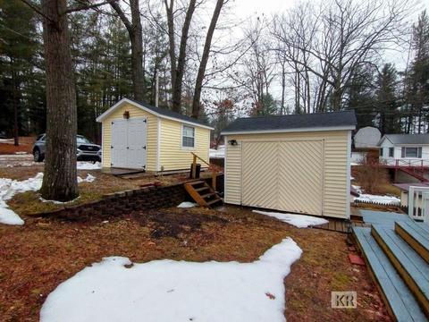 981 E Long Lake Dr, Harrison, MI 48625 photo 8