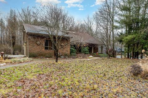 3820 E Old Pine Trl, Midland, MI 48642 photo 3