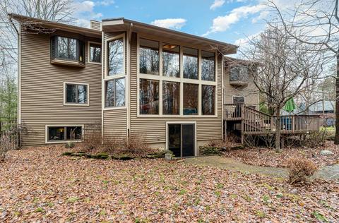 3820 E Old Pine Trl, Midland, MI 48642 photo 6