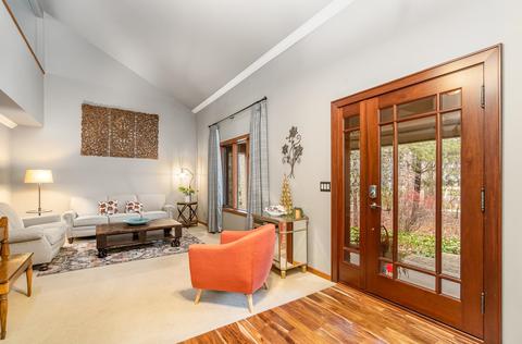 3820 E Old Pine Trl, Midland, MI 48642 photo 7