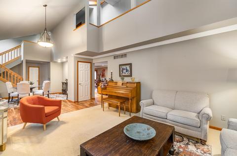 3820 E Old Pine Trl, Midland, MI 48642 photo 9