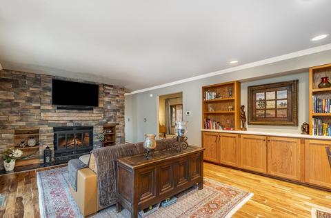 3820 E Old Pine Trl, Midland, MI 48642 photo 12