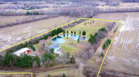 9777 Lambs Rd, Wales, MI 48027 photo 11