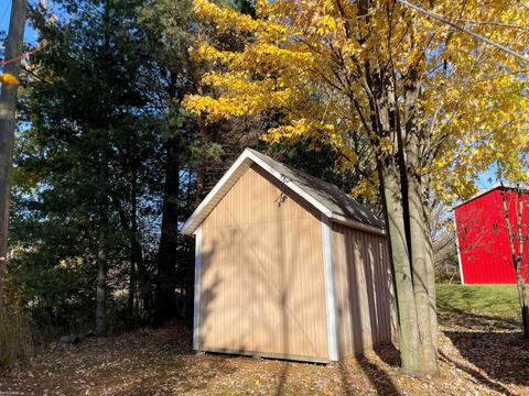 9777 Lambs Rd, Wales, MI 48027 photo 28