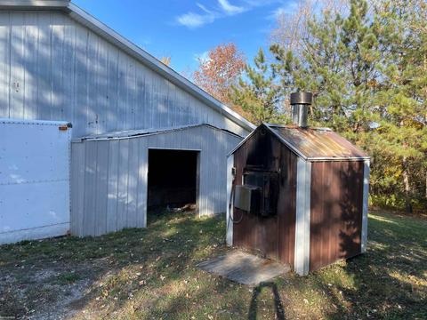 9777 Lambs Rd, Wales, MI 48027 photo 29