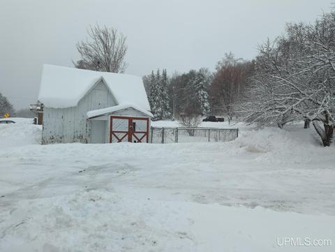 585 Stoneville, Ishpeming, MI 49849 photo 29