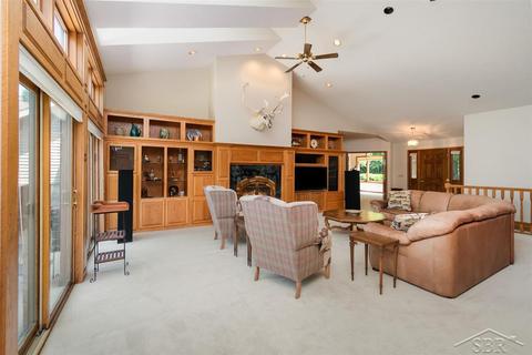 5237 N Thomas, Freeland, MI 48623 photo 13