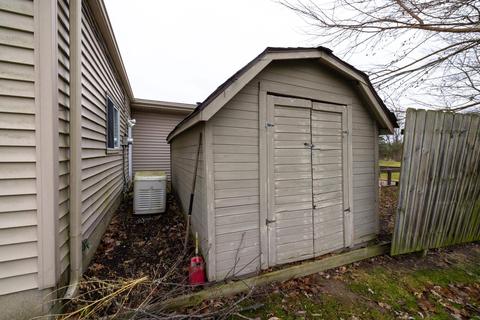 2251 Morrish, Flushing, MI 48433 photo 37