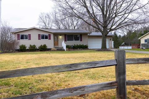 2251 Morrish, Flushing, MI 48433 photo 2