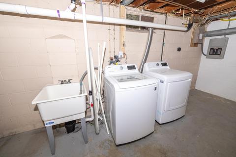 2251 Morrish, Flushing, MI 48433 photo 31