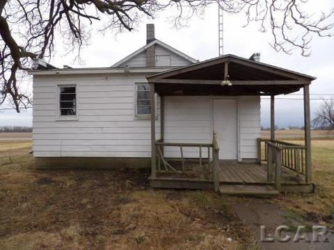 928 E Temperance Rd, Temperance, MI 48182 photo 3