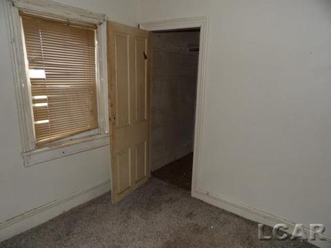 928 E Temperance Rd, Temperance, MI 48182 photo 11