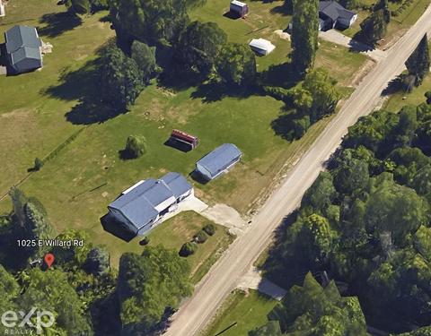 1025 E Willard Rd, Clio, MI 48420 photo 27