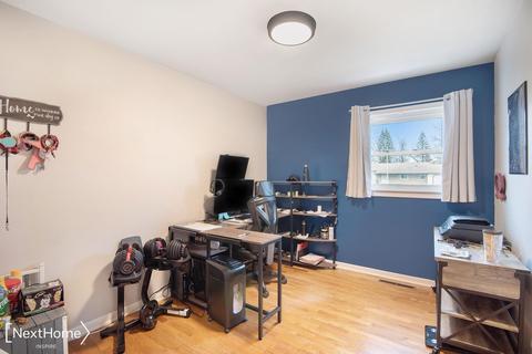 108 Overbrook, Flushing, MI 48433 photo 8