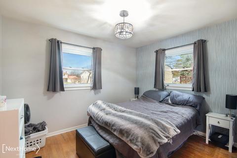 108 Overbrook, Flushing, MI 48433 photo 9