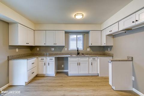 13648 Beth Dr, Warren, MI 48088 photo 19