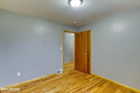13648 Beth Dr, Warren, MI 48088 photo 7
