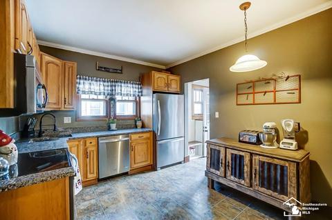 322 Arbor Ave, Monroe, MI 48162 photo 13