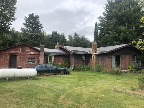 871 W Stover, Standish, MI 48658 photo 4