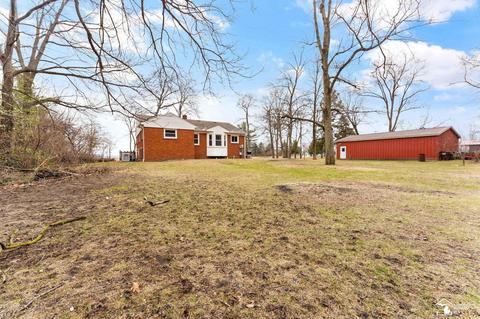 9035 Exeter, Carleton, MI 48117 photo 4