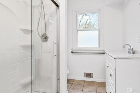 9035 Exeter, Carleton, MI 48117 photo 12