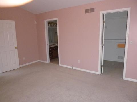 15235 E Hunters Pointe Dr, Macomb, MI 48042 photo 13