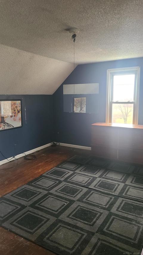 4881 Main, Applegate, MI 48401 photo 27