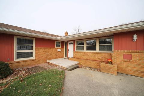 397 Coutant St, Flushing, MI 48433 photo 3