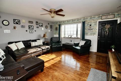 111 Sylvia, Corunna, MI 48817 photo 3