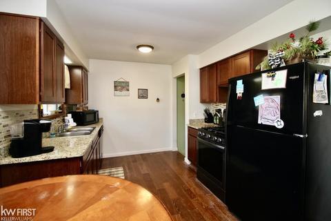 111 Sylvia, Corunna, MI 48817 photo 6